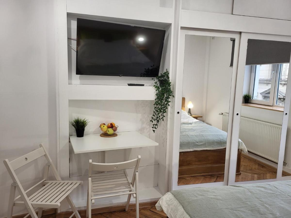 Cozy Old Town Apartments - Lipscani Boekarest Buitenkant foto