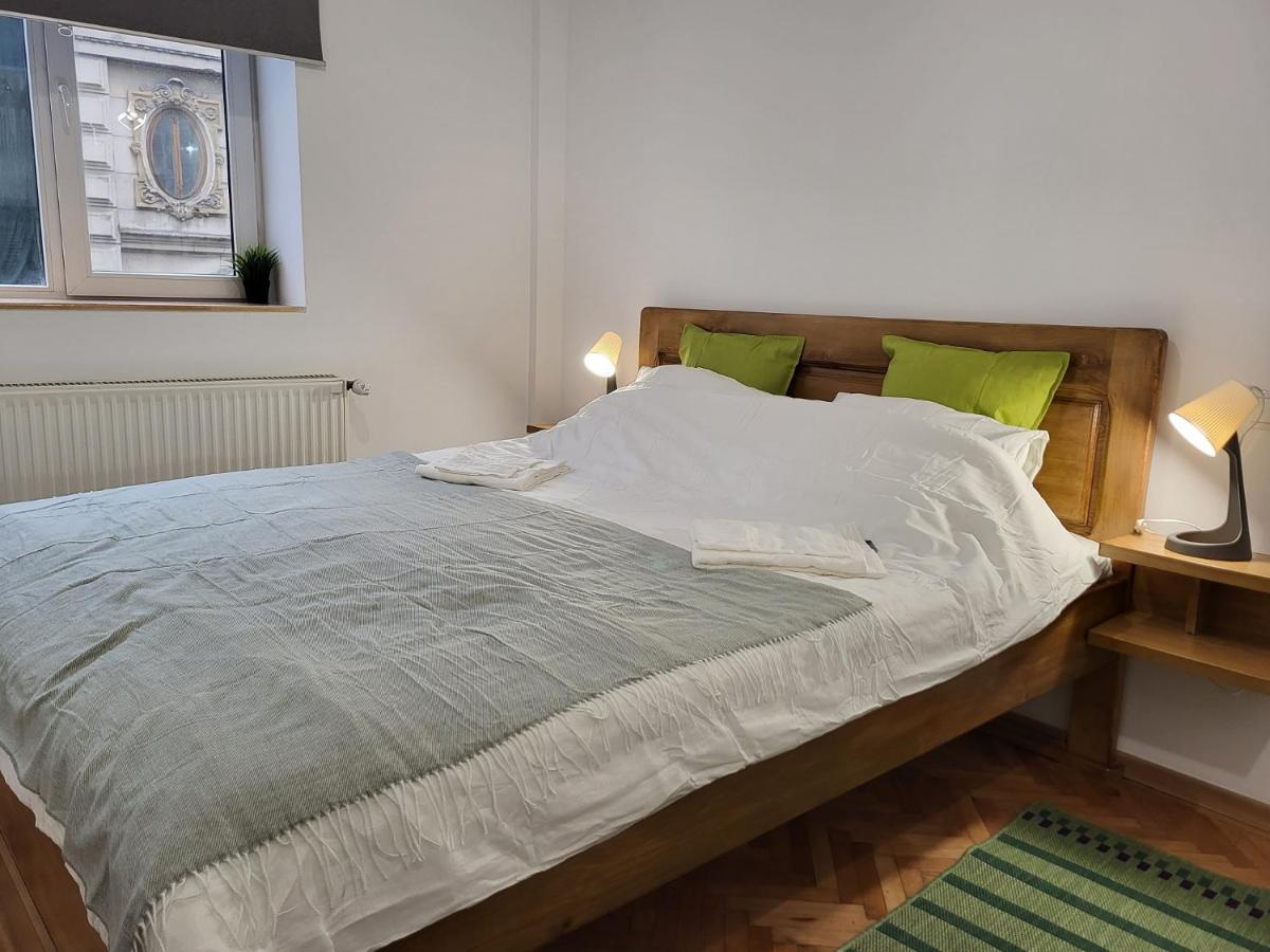 Cozy Old Town Apartments - Lipscani Boekarest Buitenkant foto